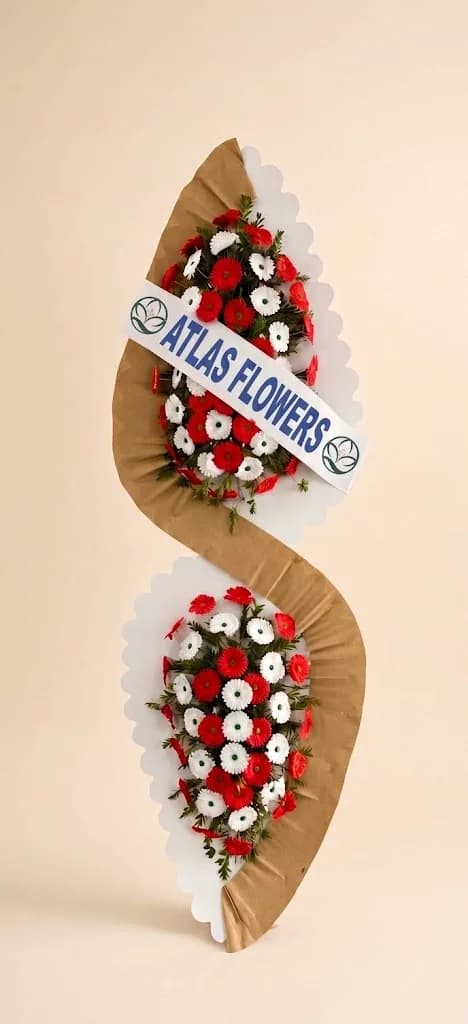 S Model Kırmızı Beyaz Gerbera Çelengi fotoğrafı