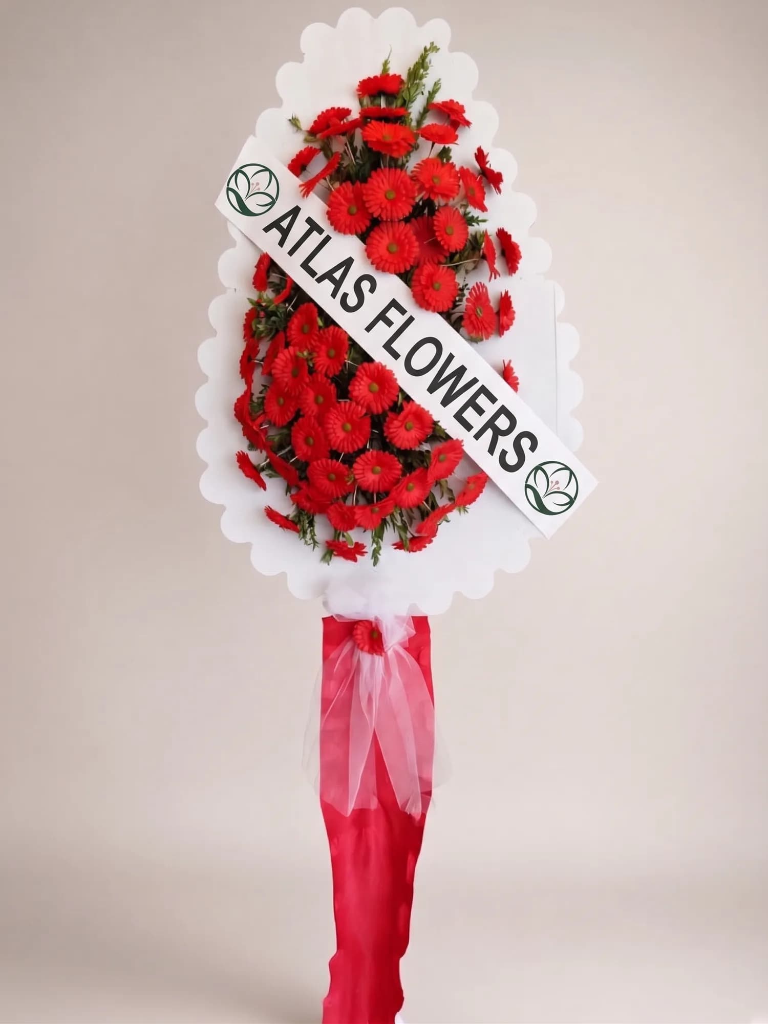 Beyaz Panoda Kırmızı Gerbera Ayaklı Çelenk fotoğrafı